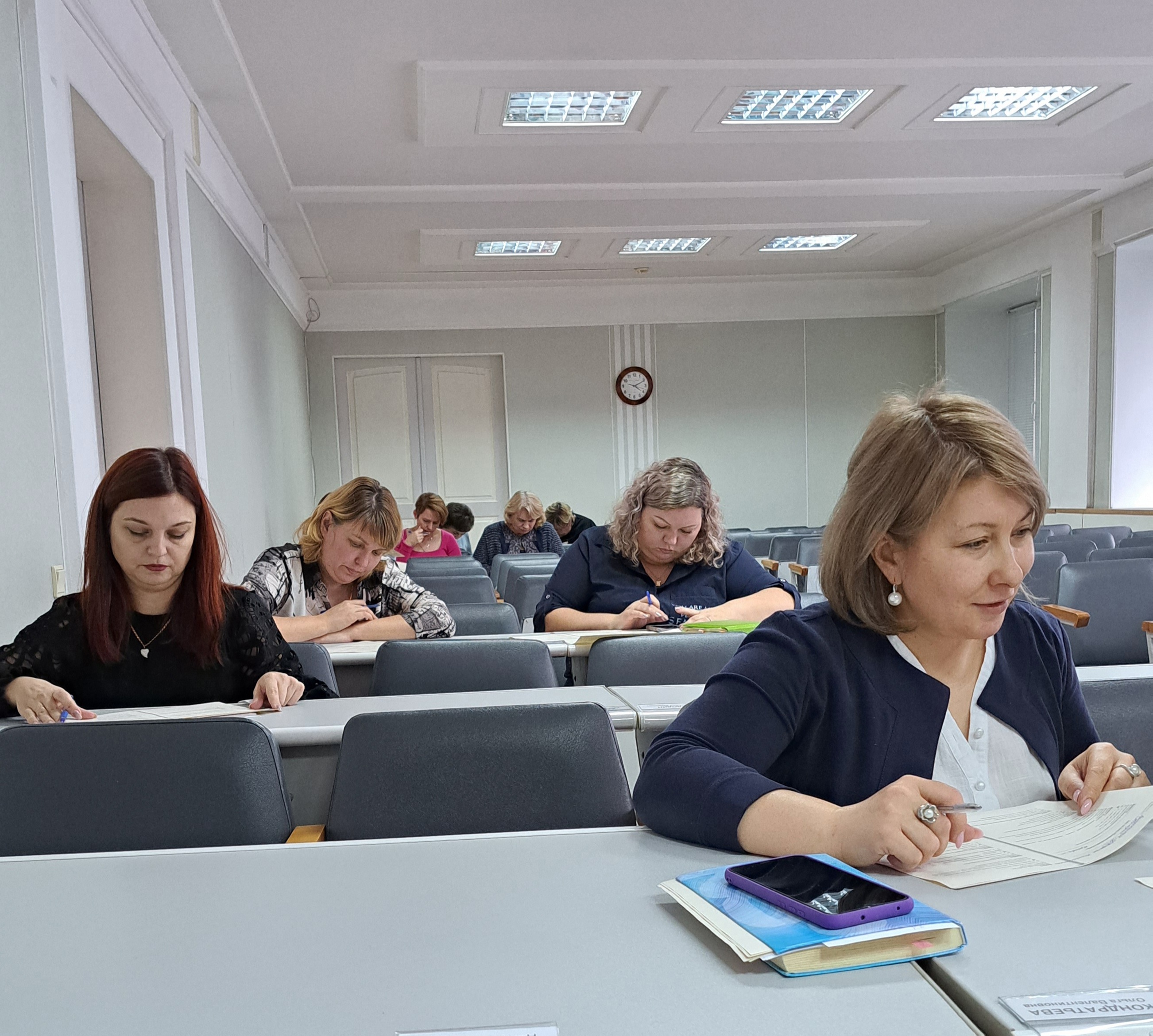 В Администрации города  прошел второй этап аттестации  муниципальных служащих.