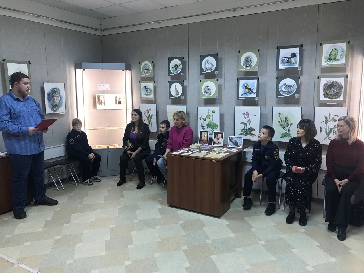 Награждение участников выставки творческих работ «Смотри, как роща зеленеет!» в рамках проекта «Детский мир».