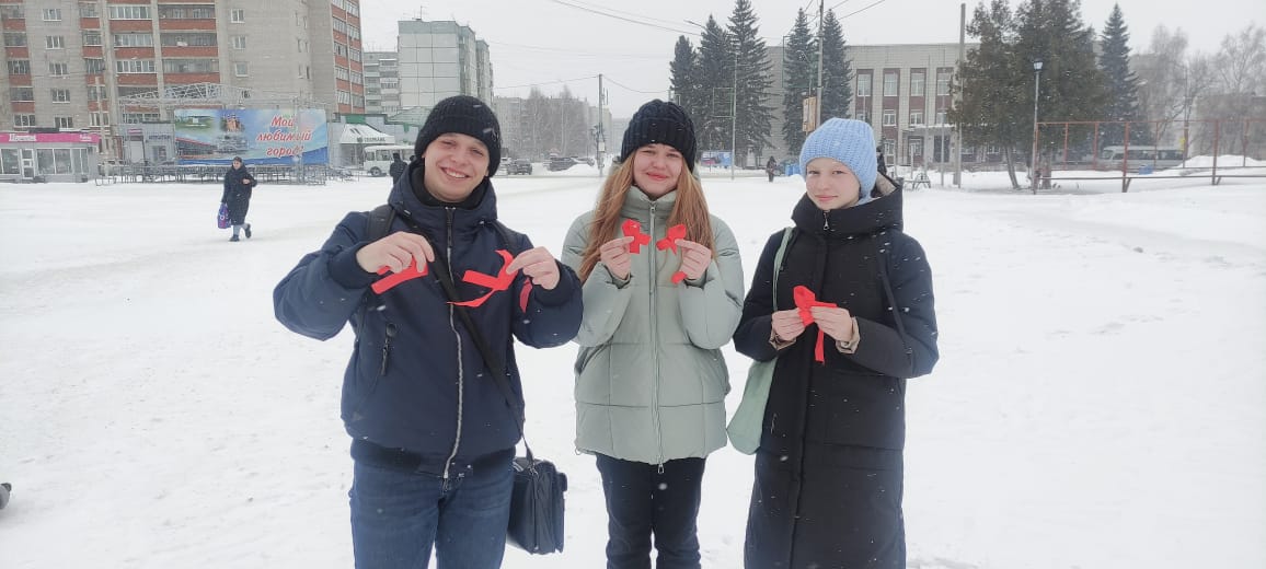 В Сибирском федеральном округе, начиная с 2000 года, традиционно проходит Всесибирский день профилактики  ВИЧ-инфекции.