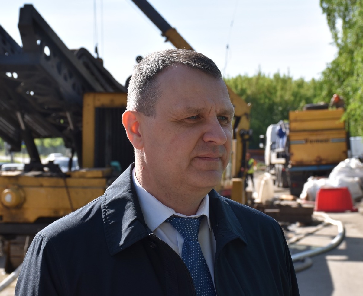 Систему водоотведения в Новоалтайске обновляют по национальному проекту «Инфраструктура для жизни».