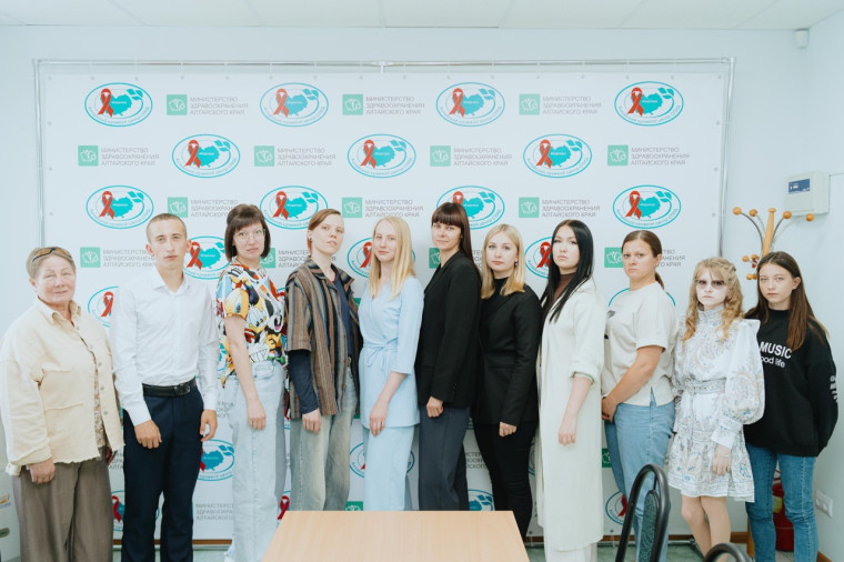 Программа по профилактике ВИЧ-инфекции «Я знаю — я живу». Программа по профилактике ВИЧ-инфекции «Я знаю — я живу».