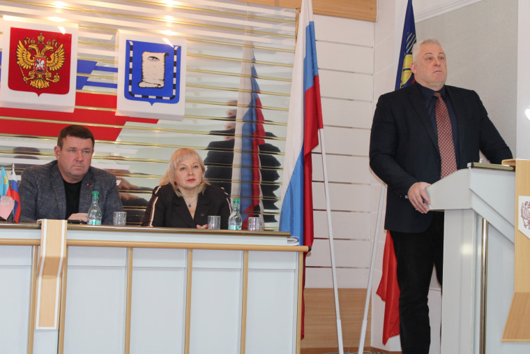 Депутаты городского Собрания приняли бюджет на 2024 год.